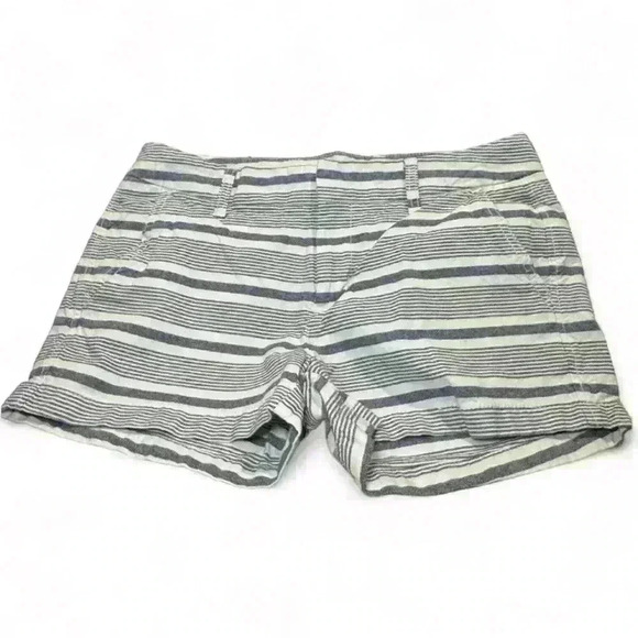 GAP - White/Denim Blue Striped Girlfriend 3” Shorts-women’s 6 - Picture 1 of 4